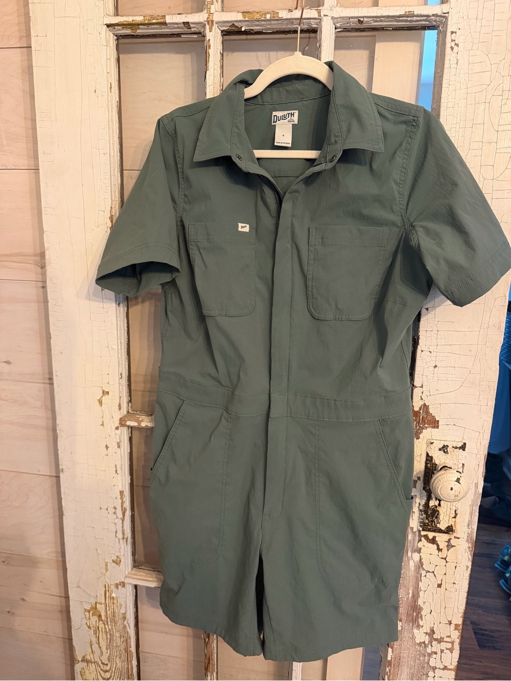 Deluth women’s heirloom gardening 7 inch short coveralls